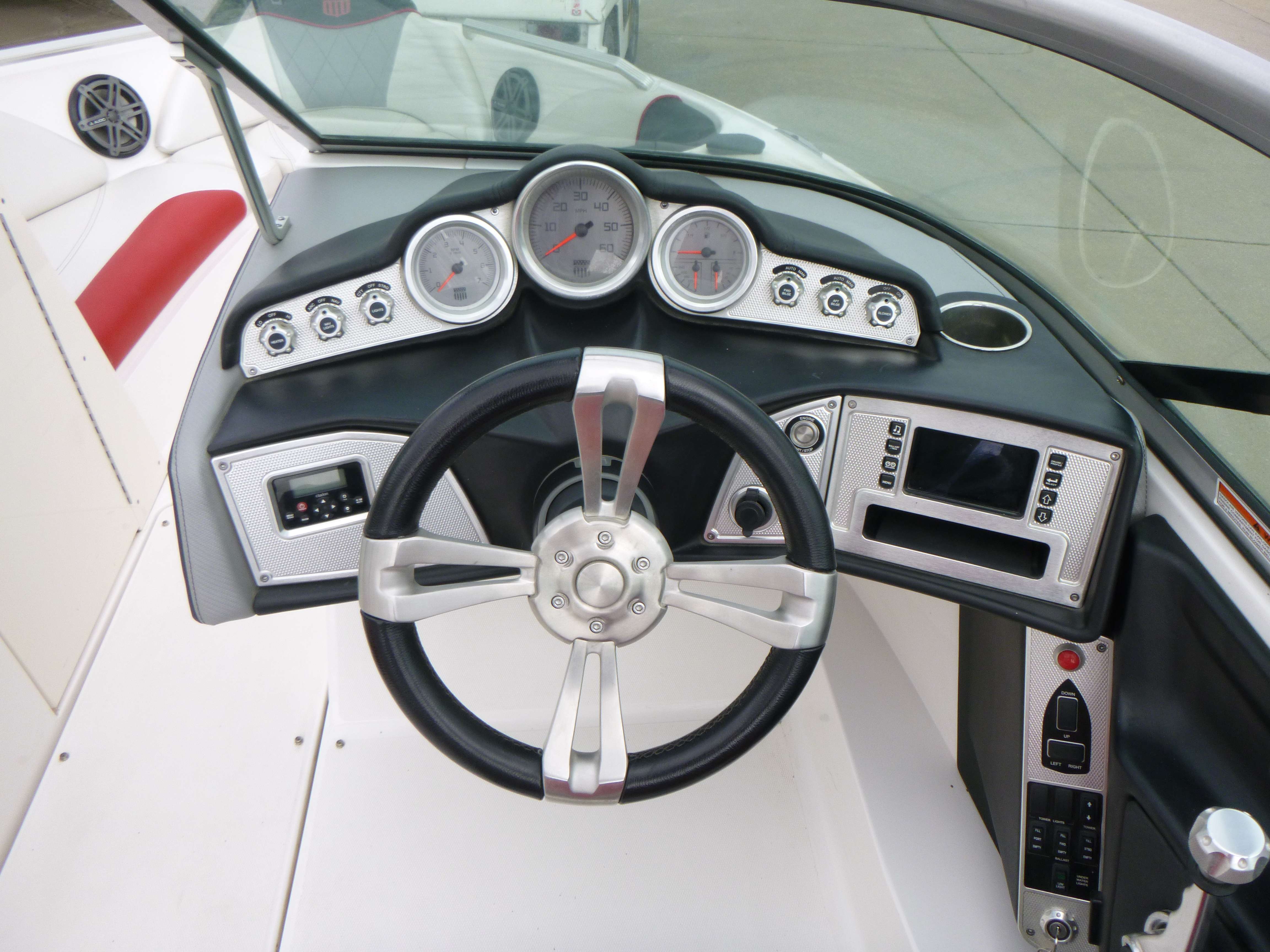 2013 MasterCraft X14v Icon